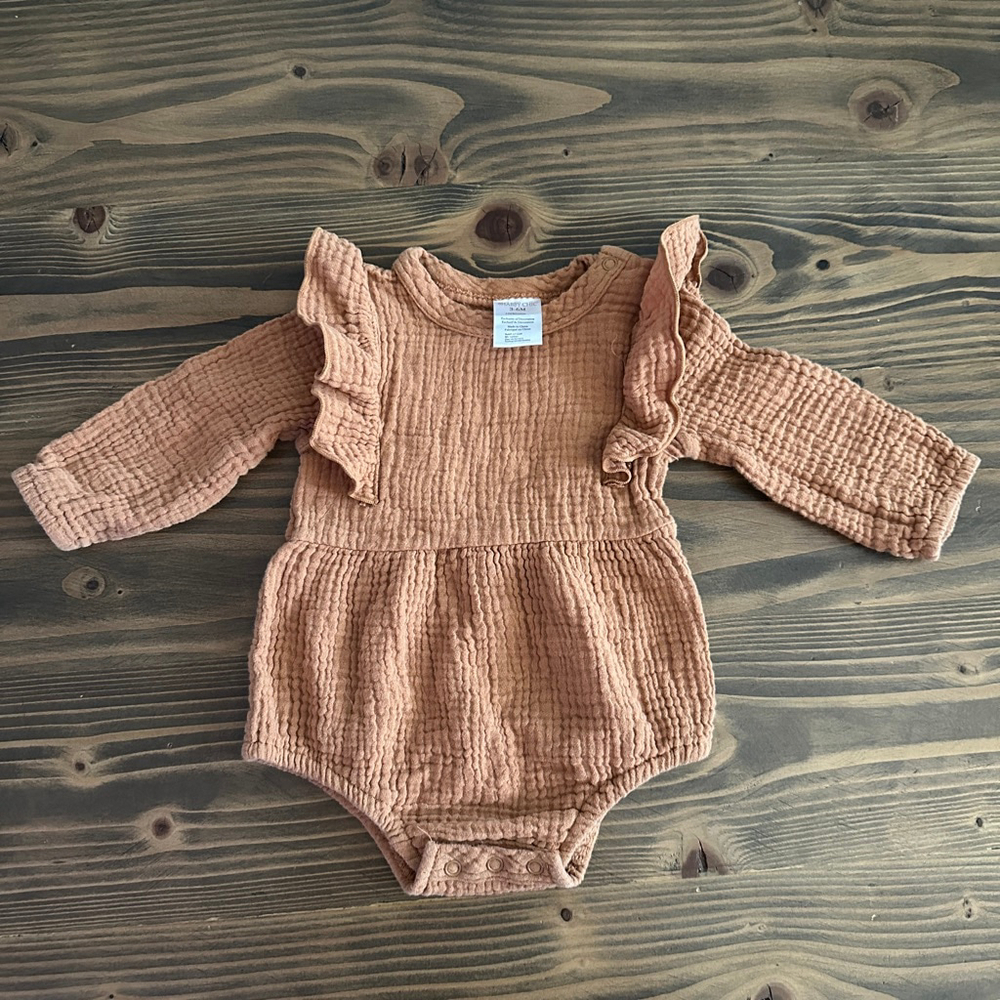Shabby Chic Baby Brown Gauze Ruffle Long Sleeve Bodysuit 3–6 Months